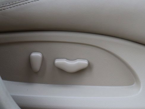 Used 2004 INFINITI Q45 Premium image 34