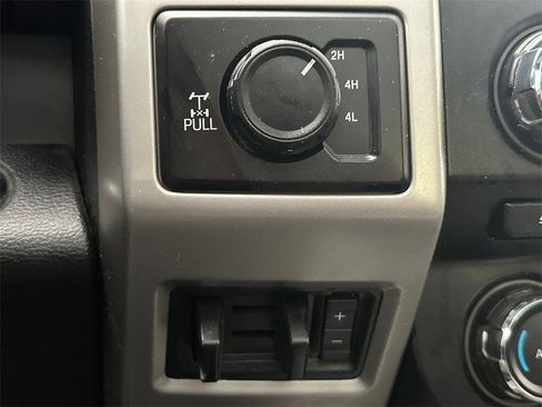 Used 2018 Ford F350 Lariat w/ Lariat Ultimate Package image 30