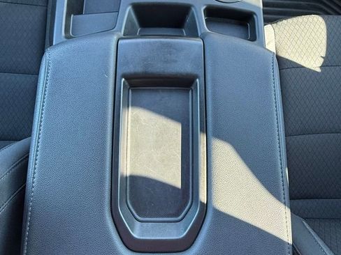 Used 2025 Chevrolet Silverado 2500 LT w/ Convenience Package image 21