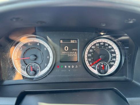 Used 2017 RAM 1500 Tradesman w/ Power & Remote Entry Group RWD image 12