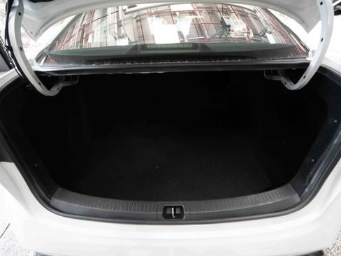 Used 2024 Toyota Corolla SE w/ SE Premium Package FWD image 27