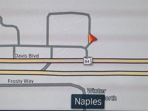 Used 2023 BMW X5 M50i w/ Parking Assistance Package image 23