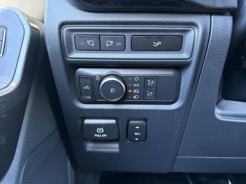 Certified 2022 Ford F150 XLT w/ Equipment Group 302A High image 27