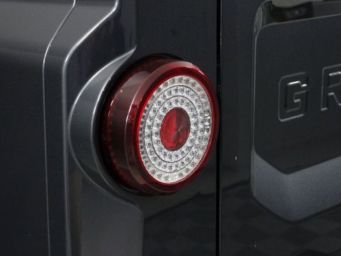 Used 2024 INEOS Grenadier Fieldmaster Edition image 17