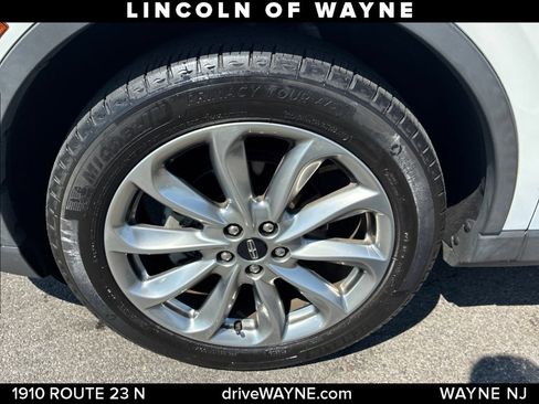 Certified 2022 Lincoln Corsair AWD w/ Premium Package image 27