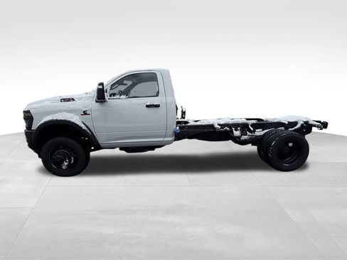 New 2026 RAM 4500 Tradesman image 4