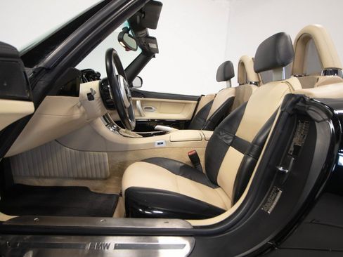 Used 2000 BMW Z8 RWD image 25