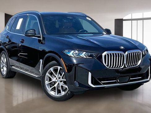 Used 2025 BMW X5 sDrive40i w/ Premium Package RWD image 3
