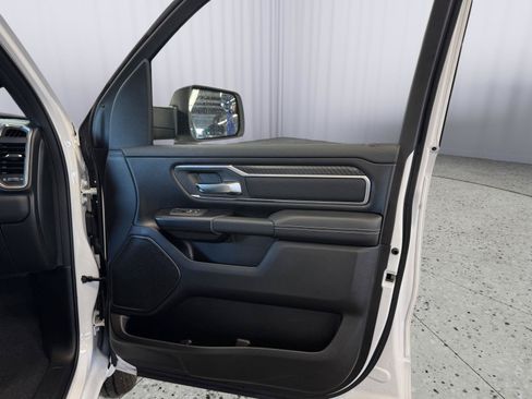 New 2026 RAM 1500 Big Horn AWD/4WD image 29