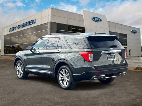 Certified 2024 Ford Explorer XLT w/ Equipment Group 202A AWD/4WD image 3