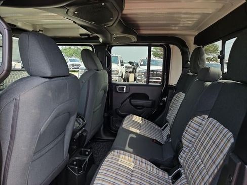 New 2026 Jeep Gladiator Sport AWD/4WD image 48