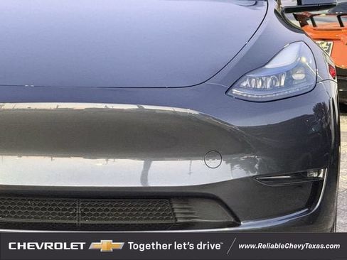 Used 2025 Tesla Model Y Performance AWD/4WD image 4