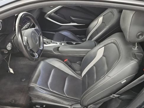 Used 2015 Chevrolet Camaro SS RWD image 3