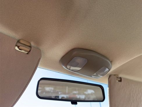 Used 1998 Nissan Frontier XE image 28