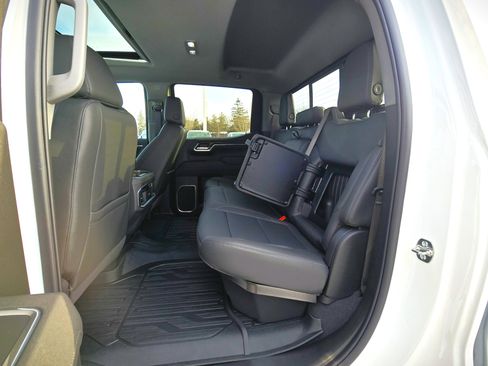 New 2026 GMC Sierra 1500 SLT w/ SLT Premium Plus Package image 14