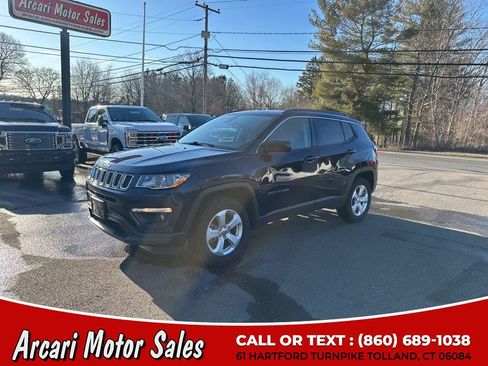 Used 2019 Jeep Compass Latitude w/ Cold Weather Group image 1