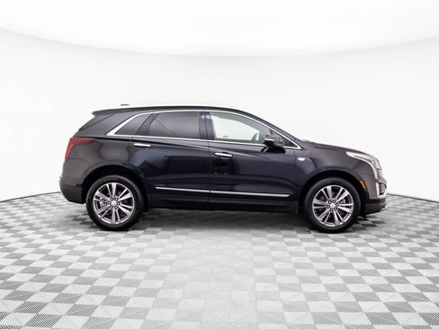 New 2026 Cadillac XT5 Premium Luxury w/ LPO, Floor Liner Package image 8