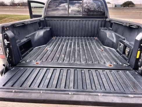 Used 2010 Toyota Tacoma PreRunner image 20