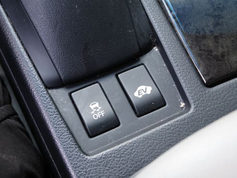 Used 2013 Lexus RX 450h FWD w/ Navigation Pkg image 30