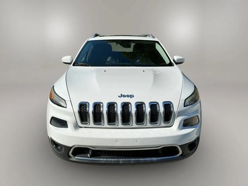 Used 2014 Jeep Cherokee Limited w/ Trailer Tow Group AWD/4WD image 3