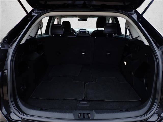 Used 2024 Ford Edge SEL AWD/4WD image 8
