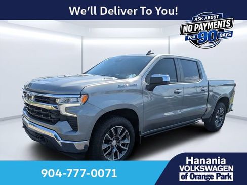 Used 2023 Chevrolet Silverado 1500 LT w/ Leather Package AWD/4WD image 7