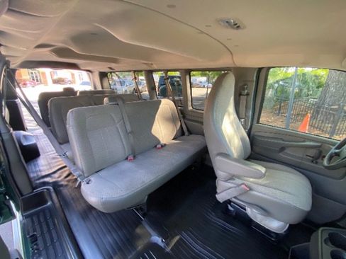 Used 2014 Chevrolet Express 3500 LS RWD image 13