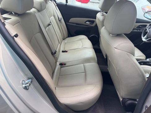 Used 2011 Chevrolet Cruze LT FWD image 19