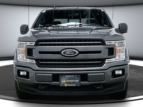 Used 2018 Ford F150 XLT w/ Equipment Group 302A Luxury AWD/4WD image 2