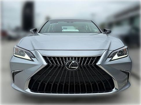 Certified 2025 Lexus ES 350 w/ Premium Package FWD image 2