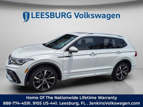 Used 2023 Volkswagen Tiguan SEL R-Line AWD/4WD image 13