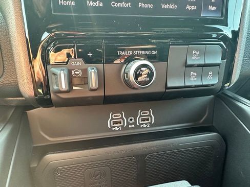New 2025 RAM 1500 Big Horn image 24