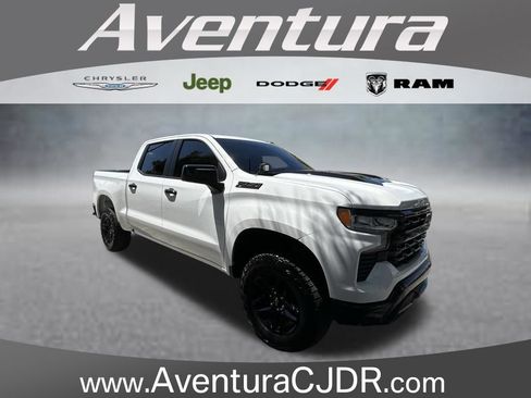 Used 2024 Chevrolet Silverado 1500 LT Trail Boss AWD/4WD image 1