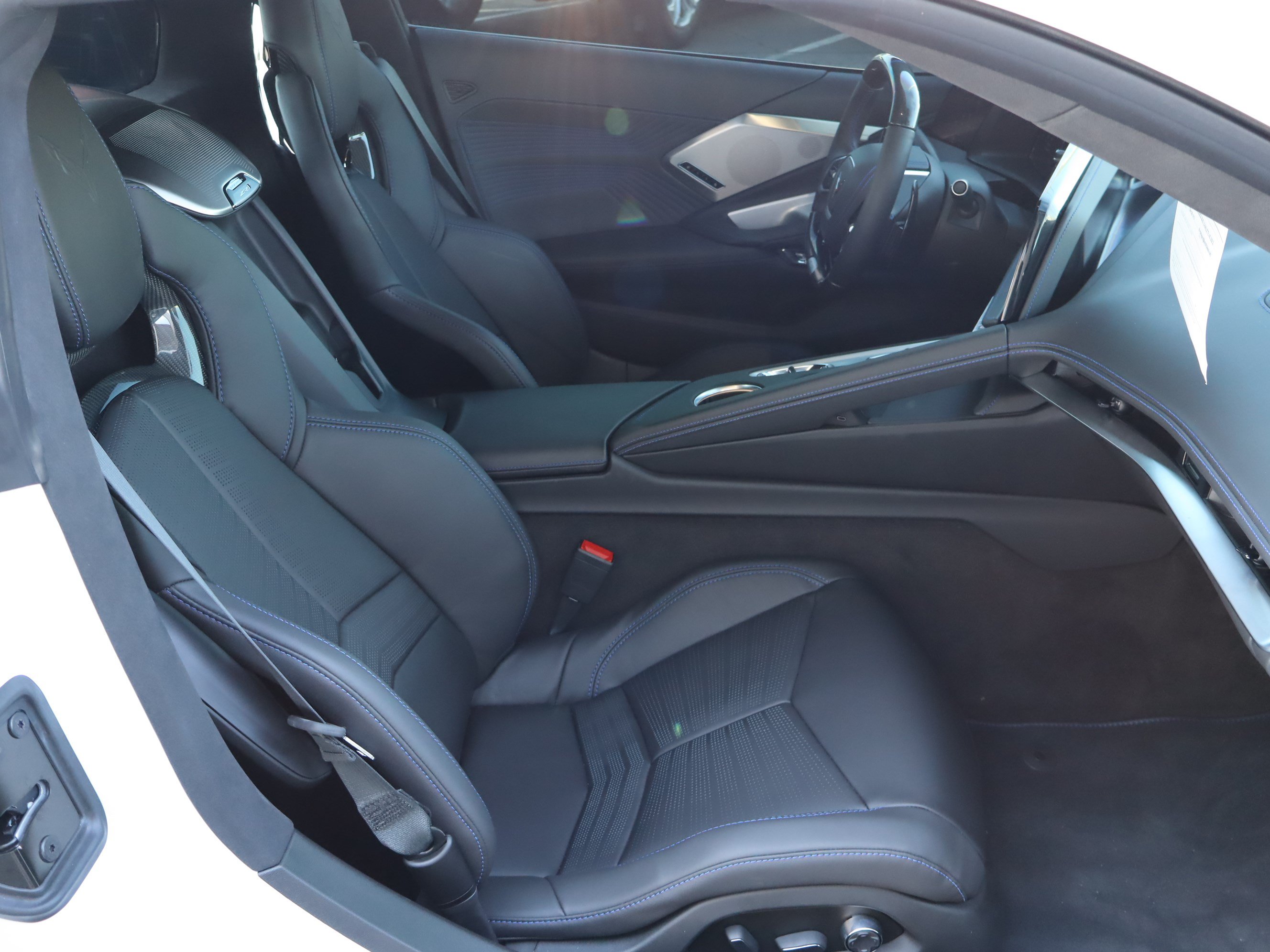 Used 2026 Chevrolet Corvette ZR1 w/ ZR1 Carbon Fiber Aero Package RWD image 36
