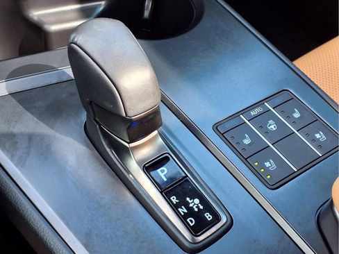 Used 2026 Lexus UX 300h FWD w/ Accessory Package (Z2) image 21