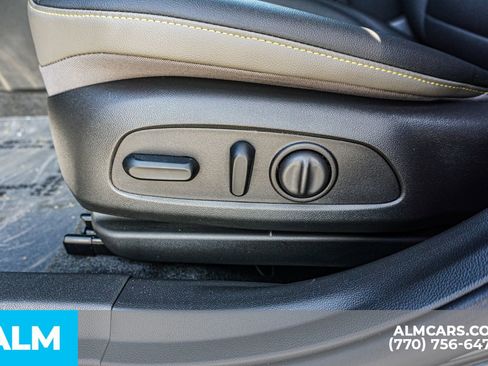 Used 2025 Chevrolet Trax ACTIV w/ Driver Confidence Package image 35