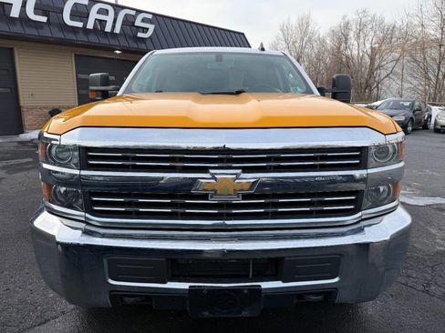 Used 2018 Chevrolet Silverado 2500 LT image 2