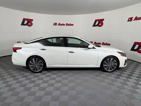 Used 2023 Nissan Altima 2.5 SL image 7