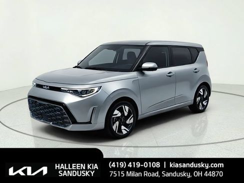 Certified 2025 Kia Soul GT-Line w/ GT-Line Technology Package FWD image 1