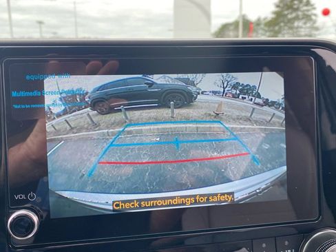 New 2026 Toyota Highlander XLE image 28