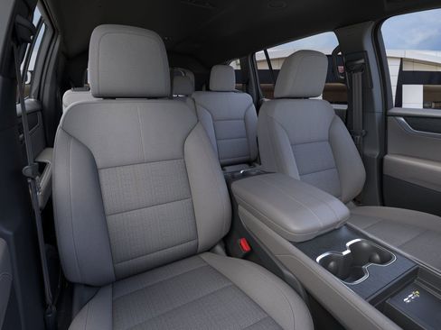 New 2026 GMC Acadia Elevation FWD image 16