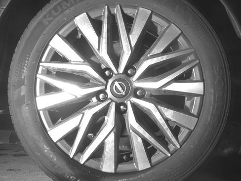 Used 2025 Nissan Altima 2.5 SV image 15