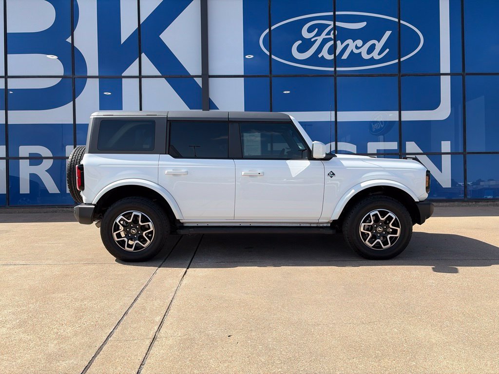 Used 2024 Ford Bronco Outer Banks AWD/4WD image 8
