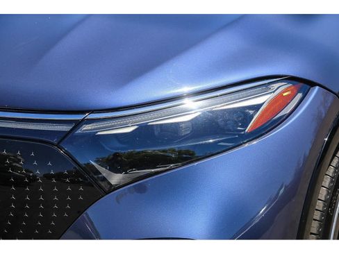 Certified 2023 Mercedes-Benz EQS 580 4MATIC SUV image 7