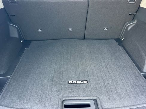 New 2026 Nissan Rogue SV image 18