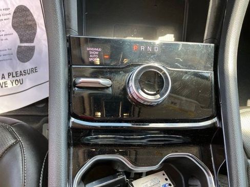 Certified 2023 Jeep Grand Cherokee Limited w/ Luxury Tech Group II AWD/4WD image 19