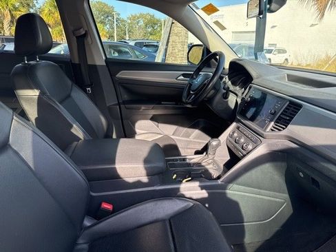 Used 2018 Volkswagen Atlas SE image 13