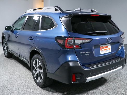 Used 2021 Subaru Outback Limited AWD/4WD image 9