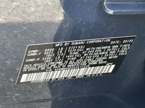 Certified 2025 Subaru Ascent Premium AWD/4WD image 34