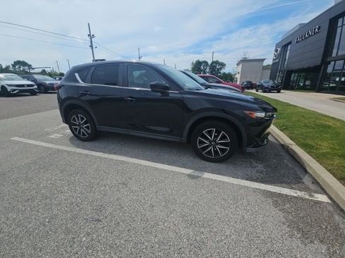 Used 2018 MAZDA CX-5 Touring w/ Preferred Equipment Package AWD/4WD image 18